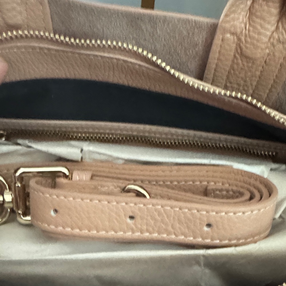 Roberto Cavalli Blush Leather Tote - Picture 7 of 12